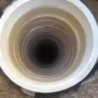 چاه کنی با دست تا عمق 200متر