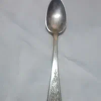 قاشق چایخوری  یک عدد   نقره  قدمت دار قدیمی