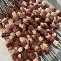 به یک شاطر و منقل کار نیازمندیم