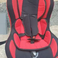 صندلی ماشین کودک درحد نو و تمیز