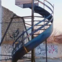 صنایع فلزی(متخصص پله )