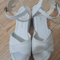 صندل سفید|کیف، کفش، کمربند|رشت, جماران|دیوار