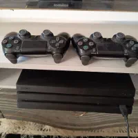 ps4 pro 4k یک ترا کپی خور دو دسته اورجینال.