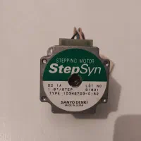 استپ موتور 2 فاز  6 سیم به تعداد