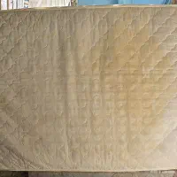 تشک و صندلی و چوب لباسی دست دوم