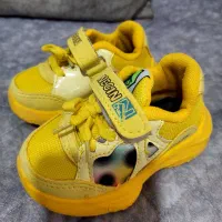 کفش سایز ۲۲