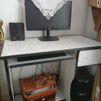 میز کامپیوتر و تحریر زیبا