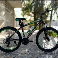 دوچرخهvivaدیسکی اتوبان کسایی منصور(چهارراه حافظ)