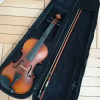 ویولن هنرجویی سایز 4/4 سالم و کم کارکرد|ویولن|بوشهر, |دیوار
