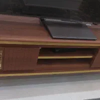 میز تلویزیون شرکتی در حد نو