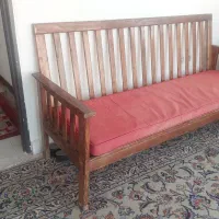 نیمکت چوبی  بالکن