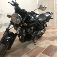 Cb400 cbr gsxr yamaha