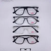 استخدام فروشنده حرفه ای عینک