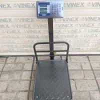 باسکول 300 کیلویی گارددار تاشو