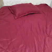 تختخواب دونفره ۱۴۰ در ۲متر با دو روتختی و یک بالش