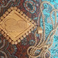 پلاک زنجیر طرح طلا،رنگ ثابت