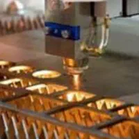 استخدام کارگر شاکرد ساده تابلو سازی