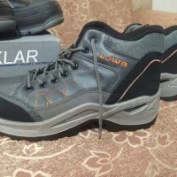 کفش نیم بوت