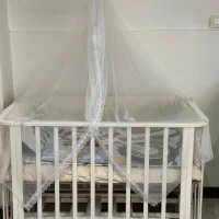 تخت گهواره نوزاد