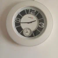 ساعت دیواری