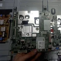 تعمیرات تخصصی تلویزیون ها و مانیتورهای LED--LCD|خدمات پیشه و مهارت|خوی, |دیوار