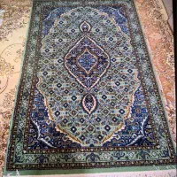 فرش یک در یک ونیم در حد نو ماشینی