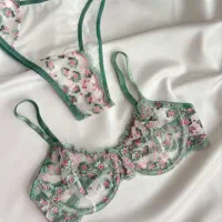 لباس زیر فانتزی زنانه