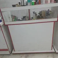 دو تا ویترین یه قفسه بلند|فروشگاه و مغازه|ماهدشت, |دیوار