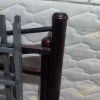 تخت خواب یک نفره بادشک کاملا سالم