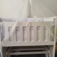 گهواره کنارمادر