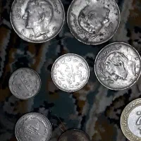 تعدادی سکه شاهنشاهی فروشی