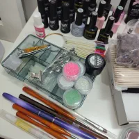 تمامی وسایل ناخن کاملا آک و سالم