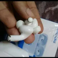 ایرپاد اصلی با. بارکد اصالت|لوازم جانبی موبایل و تبلت|کرمانشاه, |دیوار