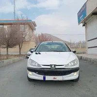 پژو 206 صندوق‌دار V8درحد
