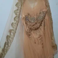 تعدادی  لباس مجلسی|لباس|کبودرآهنگ, |دیوار