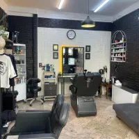 ارایشگر نیمه ماهر و اجاره صندلی|استخدام درمانی، زیبایی، بهداشتی|تهران, فلاح|دیوار