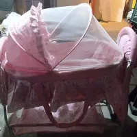 گهواره چرخدار|اسباب و اثاث بچه|کرج, دولت‌آباد|دیوار