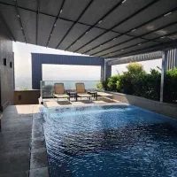 ۲۲۰ متری دید ابدی دریا/ استخر در روف گاردن