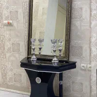 آینه کنسول چوب و شیشه برند معروف بسیار زیبا
