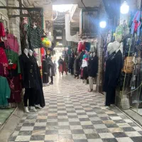 فروشنده پوشاک زنانه