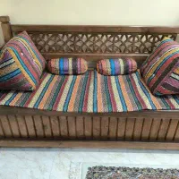 شاه نشین با چهارعدد کوسن