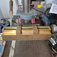 دستگاه طلاکوب خطی