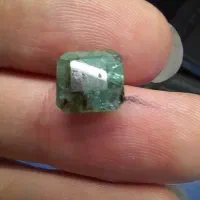 نگین زمرد پنجشیر اصل|جواهرات|رشت, معلم|دیوار