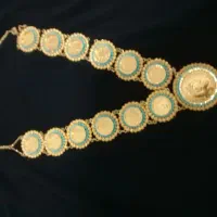 گردنبند و سوزن