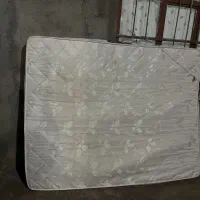 تخت خواب دونفره|تخت و سرویس خواب|میانه, |دیوار