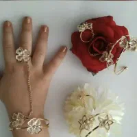 تمیمه دخترانه