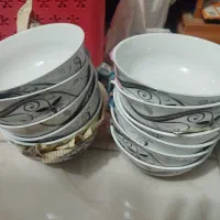 دو دست کاسه نو استفاده نشده