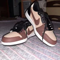 ترویس نو نو آکبند