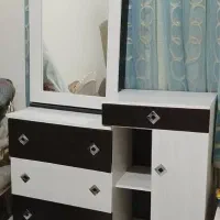 تخت و دراور