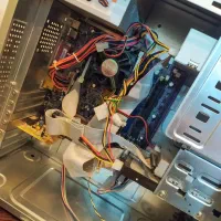 کامپیوتر خانگی|رایانه رومیزی|مشهد, شاهد (شهرک غرب)|دیوار